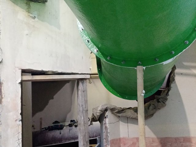 Аквапарк Ривьера - монтаж водных горок