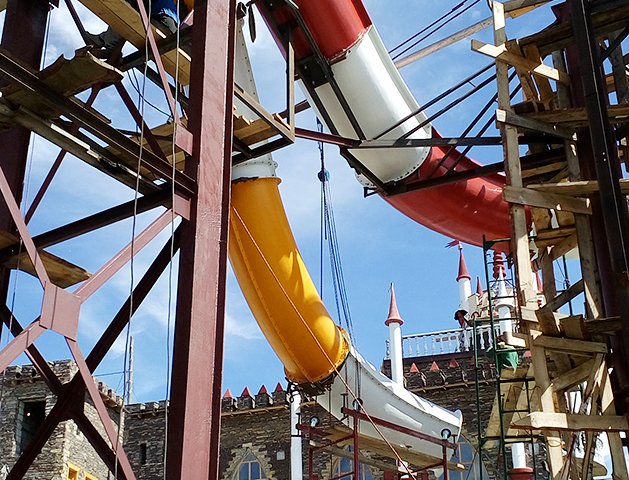 Аквапарк на частном пляже "Сонькина лагуна" г.Сатка