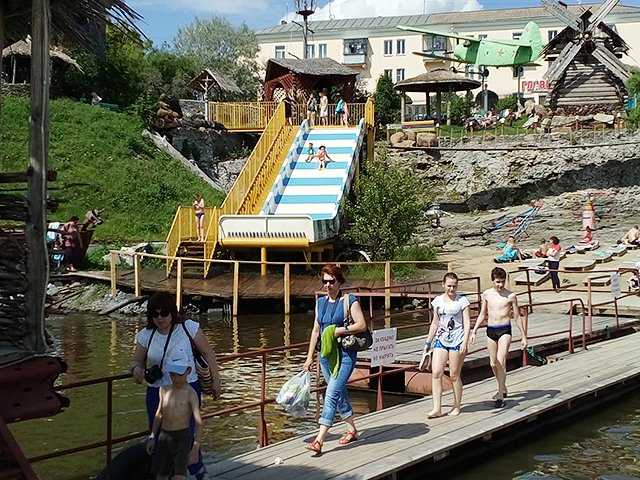Аквапарк на частном пляже "Сонькина лагуна" г.Сатка